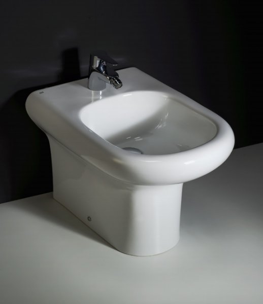 RAK Compact Special Needs Back To Wall Bidet No Overflow