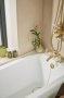 Tavistock Vitoria 1680mm Right Hand Corner Shower-Bath
